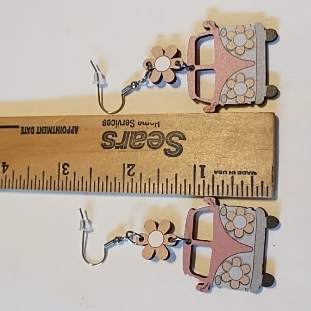 New Pink and Gray Flower Van Wooden Earrings - Picture 2 of 3